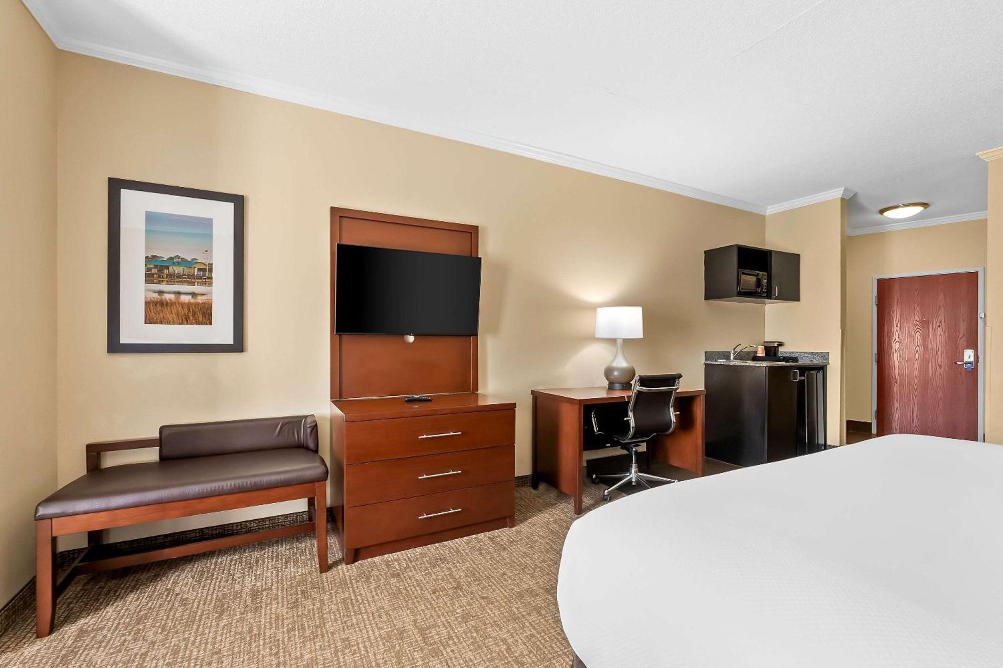Comfort Suites Panama City Near Tyndall Afb Esterno foto