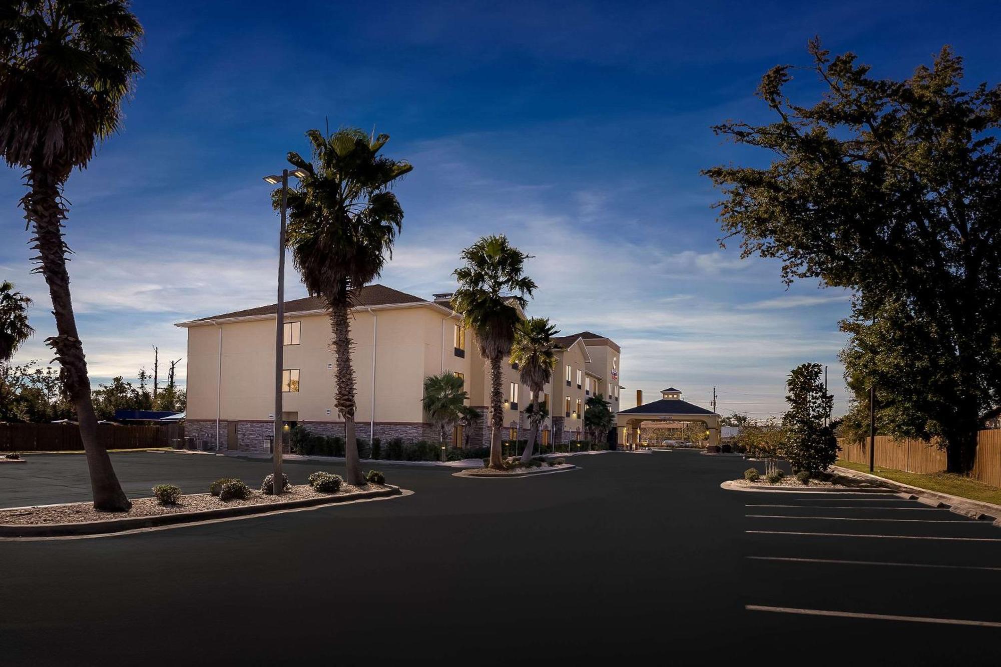 Comfort Suites Panama City Near Tyndall Afb Esterno foto